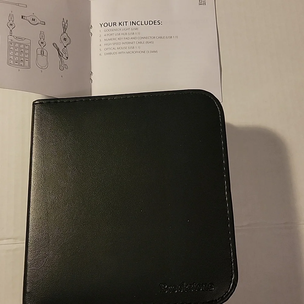 Brookstone LAPTOP Essentials Kit - Picture 4 of 7